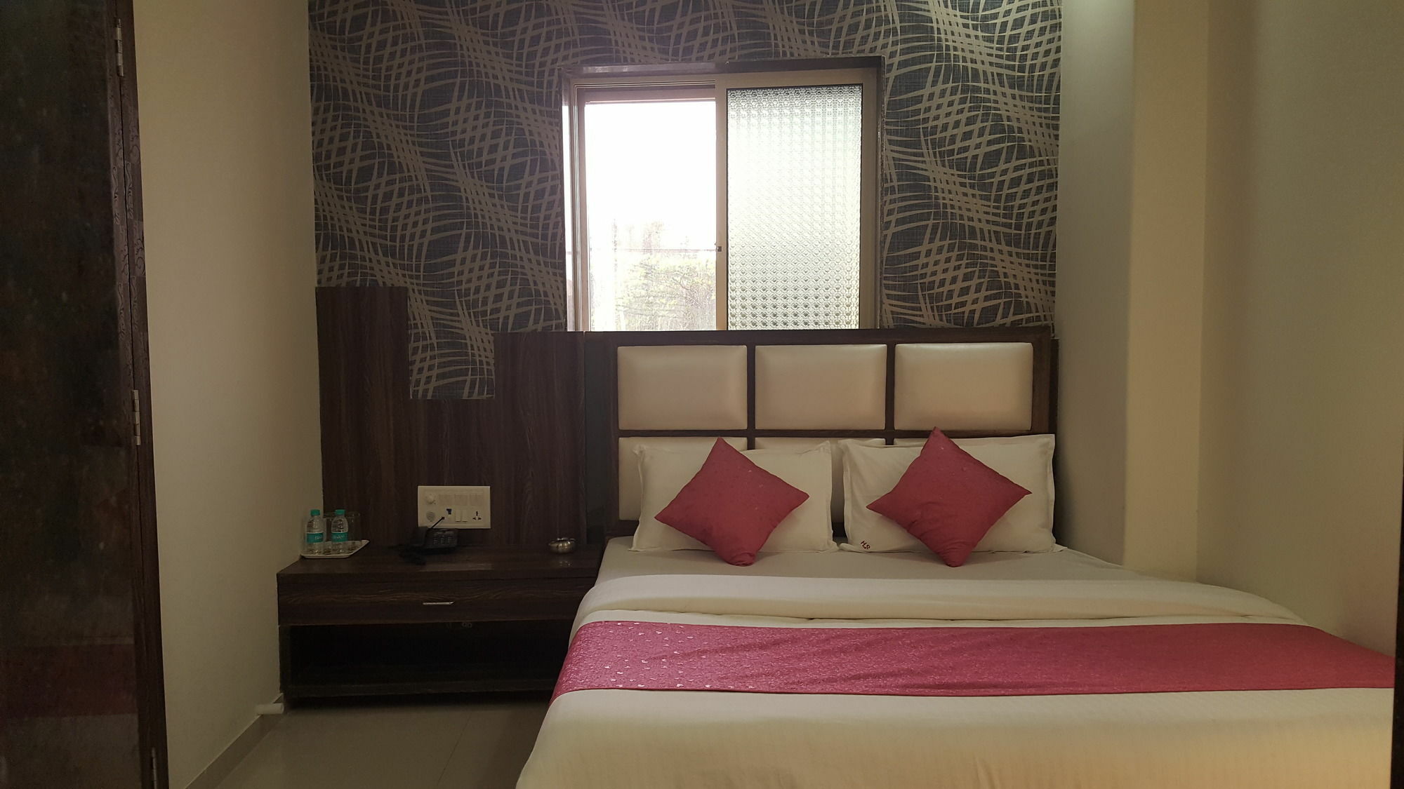 Hotel Sanjary Palace Mumbai (Bombay)